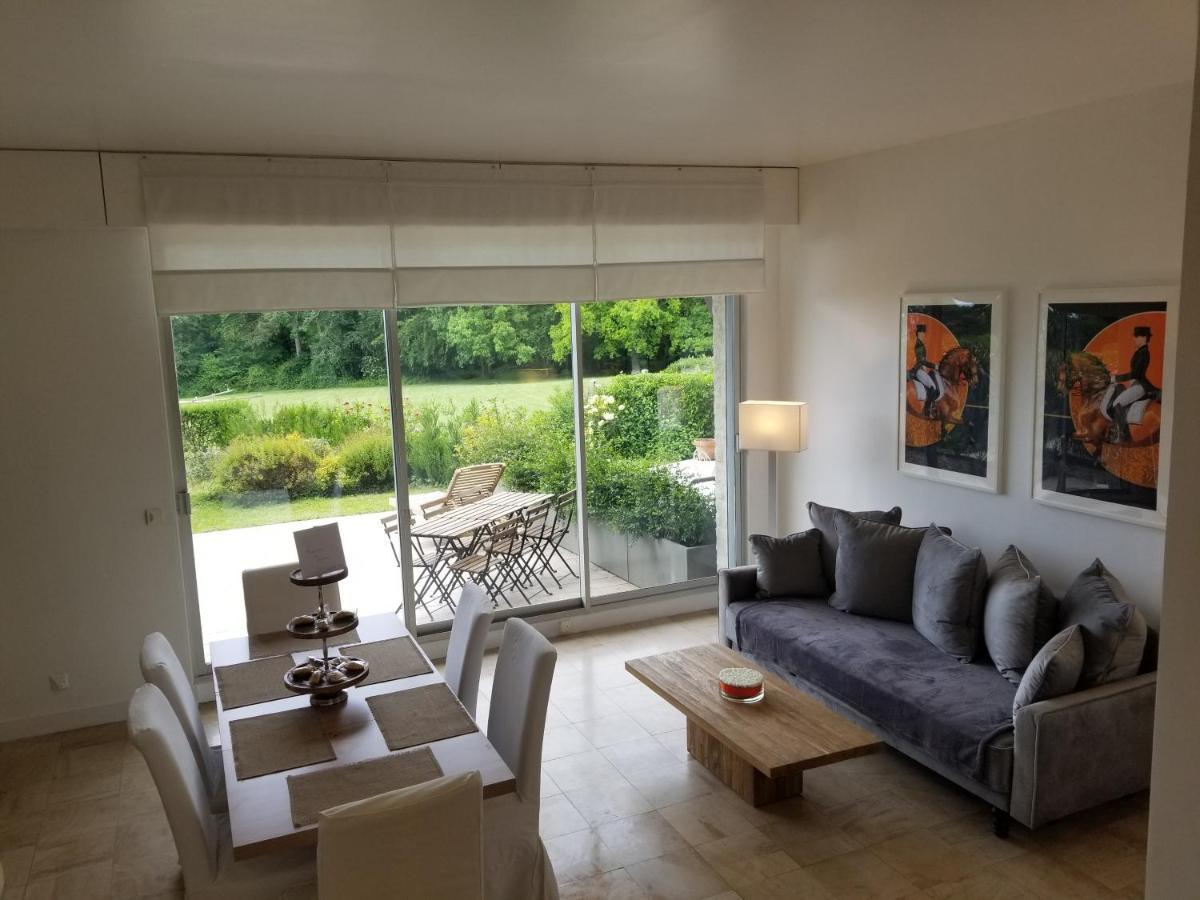 Deauville Vue Mer Tourgeville Exterior photo