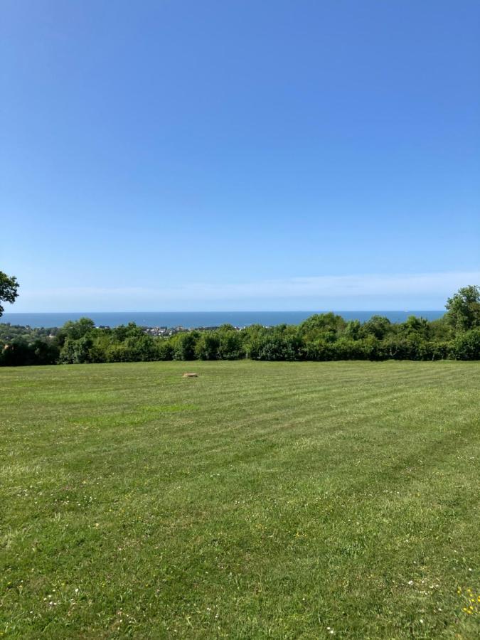 Deauville Vue Mer Tourgeville Exterior photo